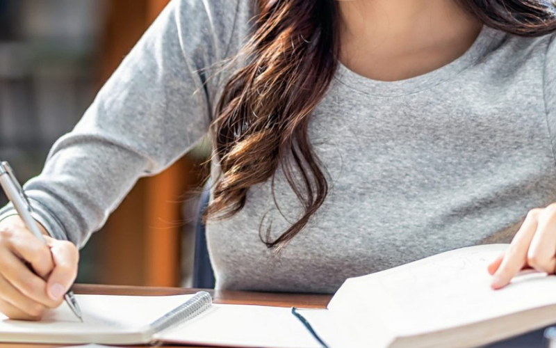 how to write a literature review for dissertation in 12 steps